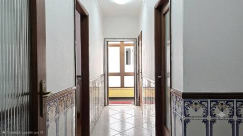 Apartamento T2 com Sótão e Terraço - Bairro do Casal Novo, Caneças