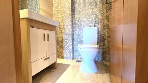 APARTAMENTO T4 - Avenida Miguel Torga - Box para 3 carros