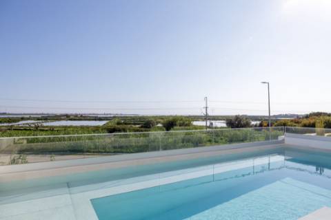 Moradia de Luxo na Primeira Linha da Ria Formosa - Olhão