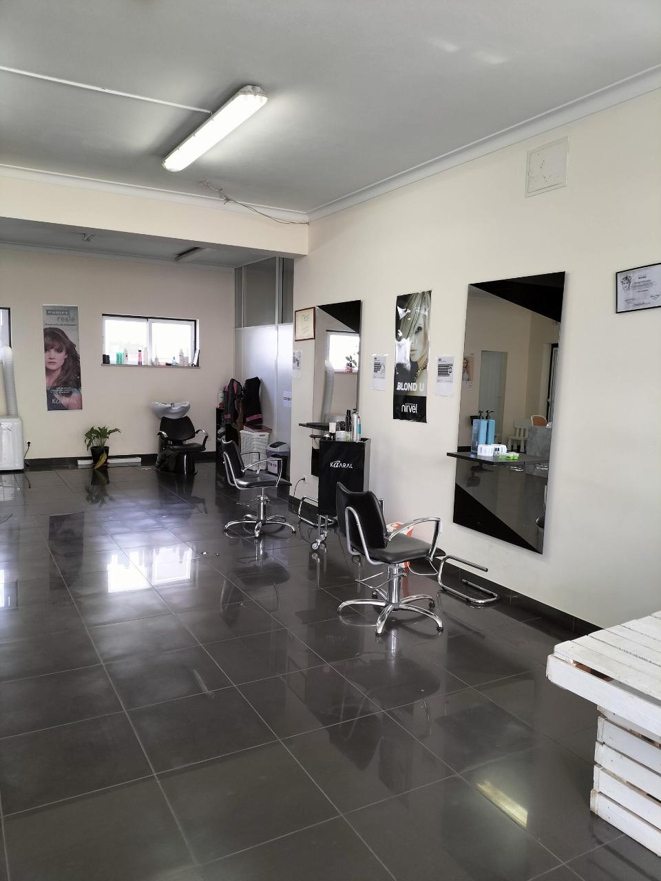 Salão de Cabeleireiro / Estética para Trespasse