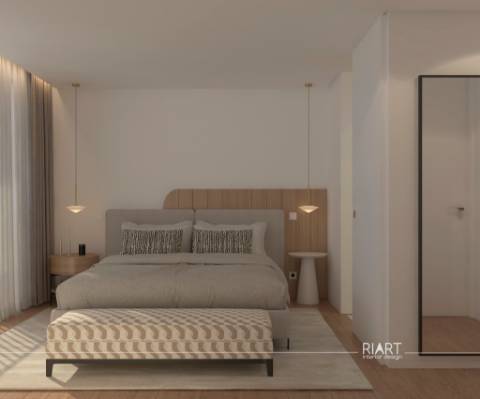 Apt T4 de luxo, numa localização única, 500 m do mar, literalmente a um passo da praia.