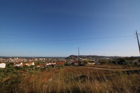 4 Terrenos para construção de moradias de 2 pisos, na Chainça - Abrantes