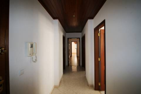 Apartamento T2 com parqueamento em Santarém