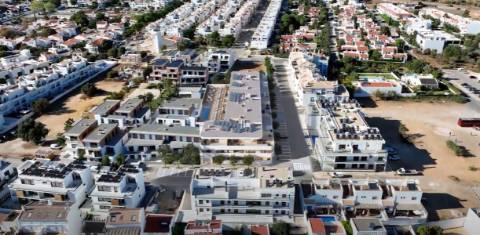 Apartamento T2 Moderno com acesso a piscina em Cabanas de Tavira