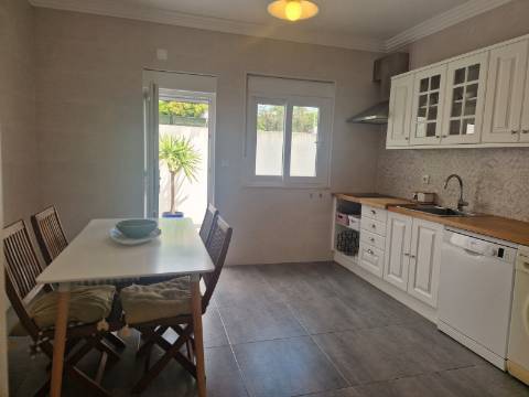 Moradia T2 em Cabanas de Tavira com grande terraço