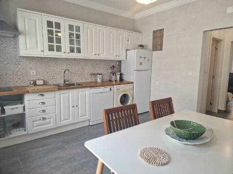 Moradia T2 em Cabanas de Tavira com grande terraço