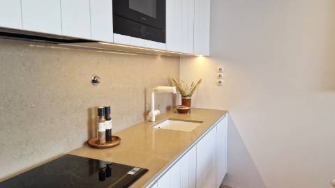 Moradia T3 de luxo no centro de Tavira com piscina e garagem privada