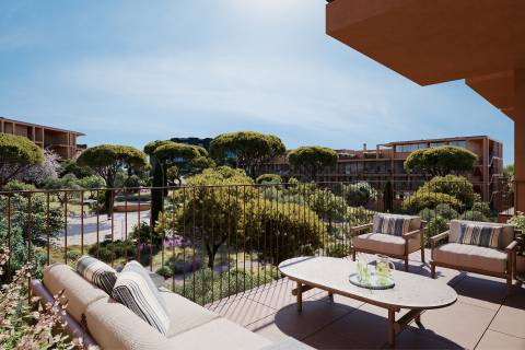 AP T3 de Luxo em Vilamoura com piscina e varanda com 54,45m²