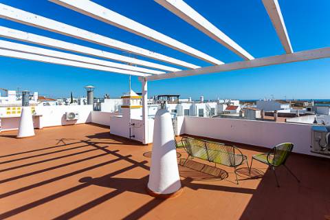 Apartamento T0 com Terraço Panorâmico em Cabanas de Tavira