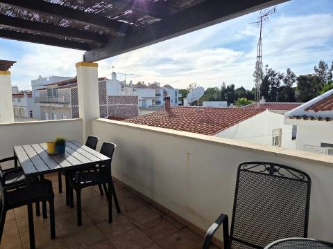 Apartamento T0 com Terraço Panorâmico em Cabanas de Tavira