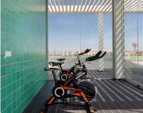 Apartamento T3 Duplex com Terraço Privativo e Jacuzzi