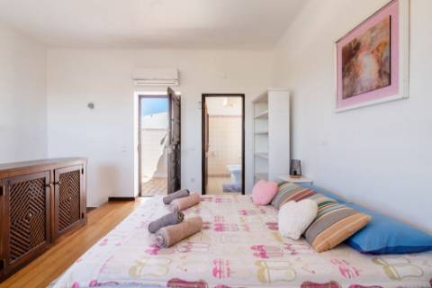 Quinta com Moradia T7+1 com Piscina, Vista Mar, Picadeiro e espaços independentes em Santo Estêvão