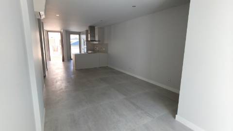 Apartamento T2 com piscina e garagem em Cabanas de Tavira