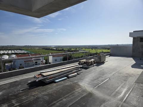 Penthouse com 4 quartos, piscina e terraço privado em Tavira