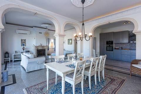 Moradia Exclusiva T4 com Vista Mar e Cidade em Tavira