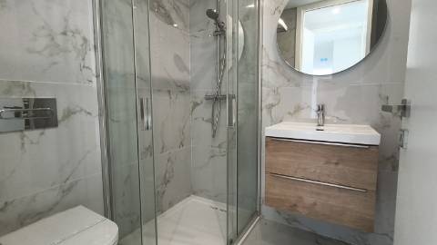 Apartamento T2 em ultimo andar com piscina e garagem em Cabanas de Tavira