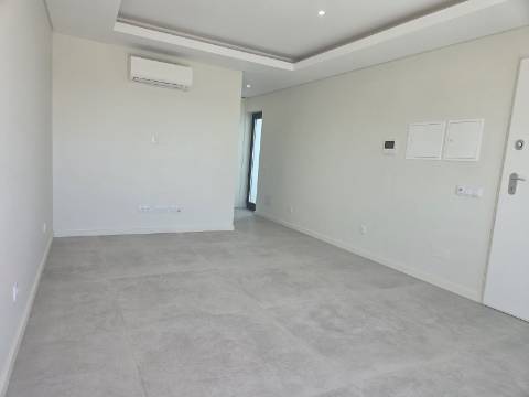 Apartamento com duas varandas para venda em Cabanas de Tavira