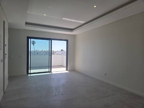Apartamento com duas varandas para venda em Cabanas de Tavira