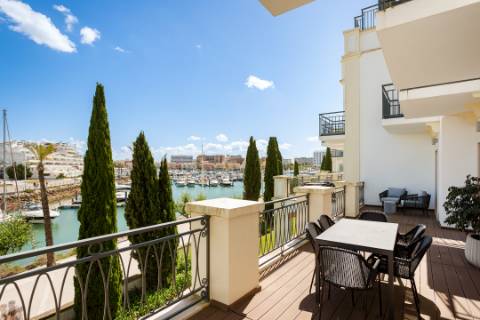 Apartamento T2 - Com vista para a marina de Vilamoura