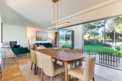 Moradia de Luxo na Exclusiva Quinta da Marinha
