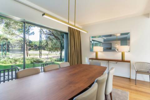 Moradia de Luxo na Exclusiva Quinta da Marinha