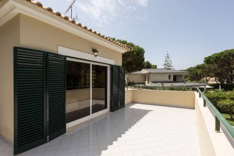 Moradia V5+2, com vista golfe - Vilamoura