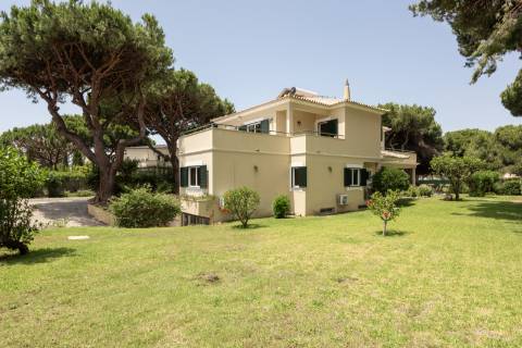 Moradia V5+2, com vista golfe - Vilamoura