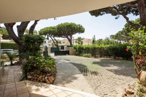Moradia V5+2, com vista golfe - Vilamoura