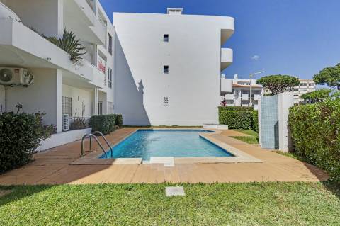 Apartamento T2+1 renovado - Vilamoura