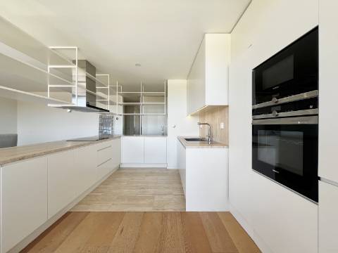 Apartamento com vista deslumbrante sobre o Golfe, no coração de Vilamoura