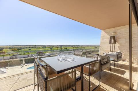 Apartamento com vista deslumbrante sobre o Golfe, no coração de Vilamoura
