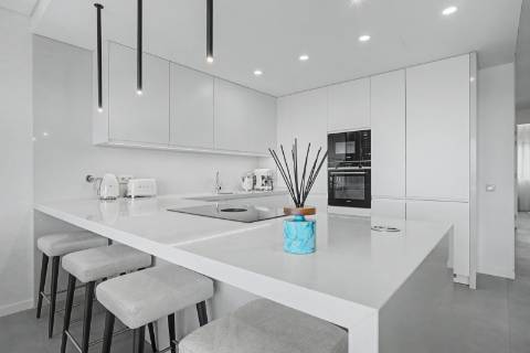 Novo apartamento T2 com acesso privado ao rooftop - Perto da praia, Quarteira