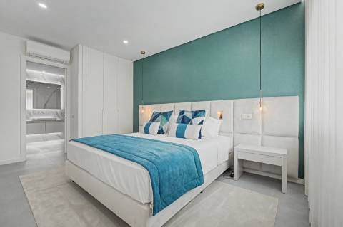Novo apartamento T2 com acesso privado ao rooftop - Perto da praia, Quarteira