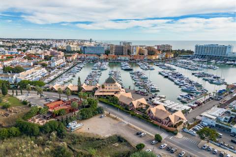Apartamento T1+1 - Vilamoura