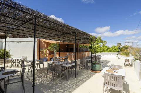Trespasse Restaurante com localização premium