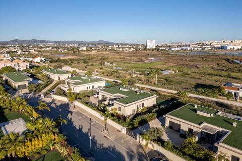 Moradia Isolada T3 - Condomínio Fechado Montenegro, Faro