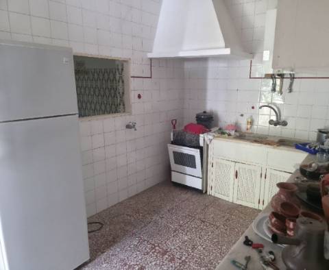 Moradia T3 - Tavira no centro histórico, por recuperar