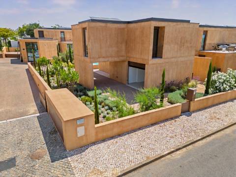 Exclusiva moradia unifamiliar T3 - Vilamoura