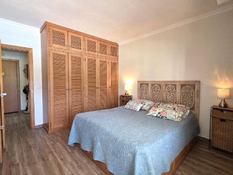 Fantástico Apartamento T1+1 com Terraço na Marina de Vilamoura
