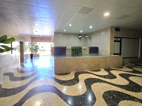 Fantástico Apartamento T1+1 com Terraço na Marina de Vilamoura
