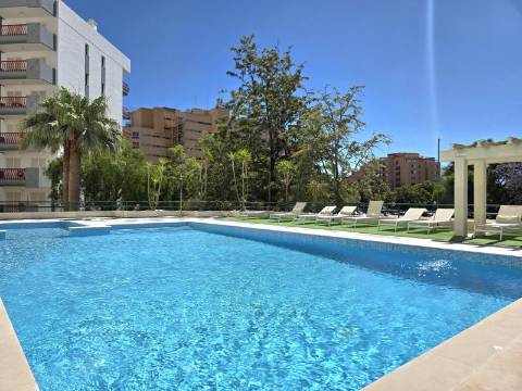 Fantástico Apartamento T1+1 com Terraço na Marina de Vilamoura
