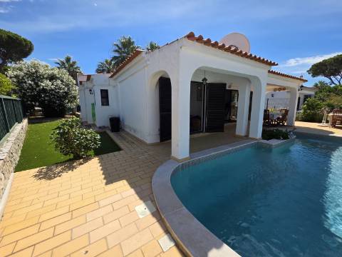 Moradia T2 - Vilamoura, perto do Hilton