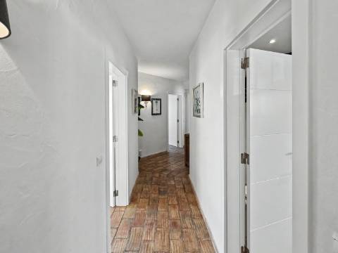 Moradia T4 com vista mar, Santa Bárbara de Nexe - Autonomia, luxo e serenidade