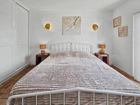 Moradia T4 com vista mar, Santa Bárbara de Nexe - Autonomia, luxo e serenidade