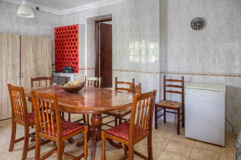 Moradia T3 com dois anexos independentes - Luz de Tavira