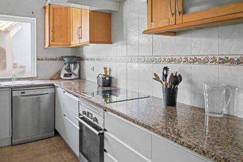 Moradia T3 com dois anexos independentes - Luz de Tavira