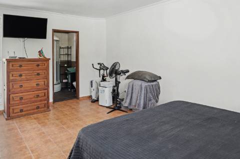 Moradia T3 com dois anexos independentes - Luz de Tavira