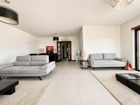 Apartamento top floor T2 - Vilamoura