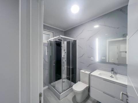 Apartamento T2 no Centro de Oeiras - Totalmente Remodelado