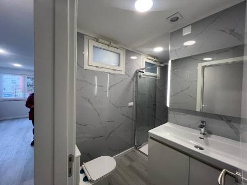 Apartamento T2 no Centro de Oeiras - Totalmente Remodelado